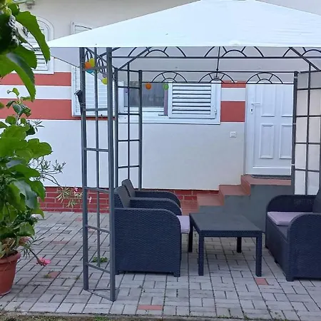 Apartman Bella Badacsony Apartmanház *