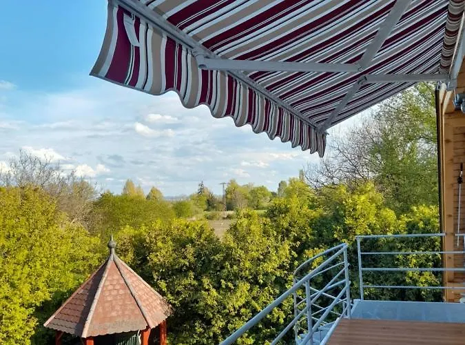 Bella Badacsony Apartmanhaz