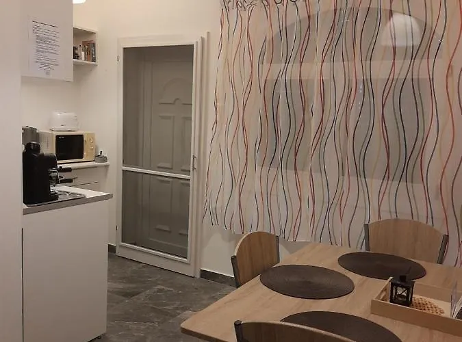 شقة Bella Badacsony Apartmanhaz باداتشونيتوماي