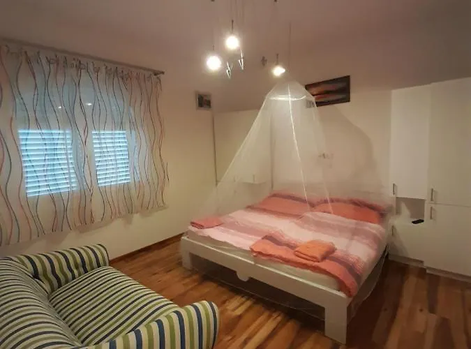 아파트 Bella Badacsony Apartmanhaz *
